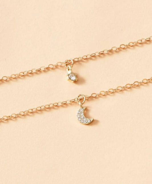 MOON NECKLACE